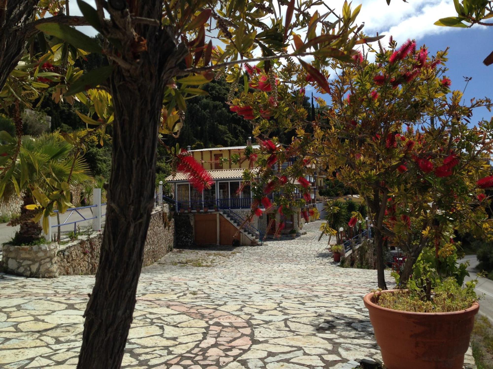 Politia Hotel Áyios Nikítas Exterior foto